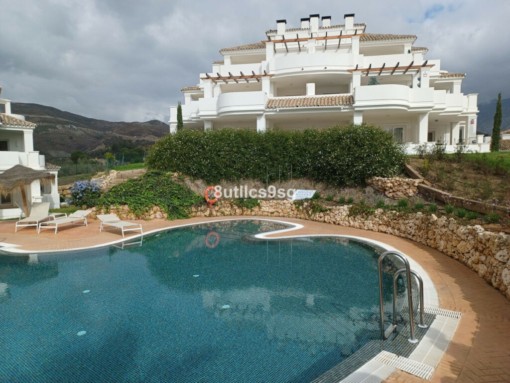 Middle Floor Apartment Aloha Málaga - image 47