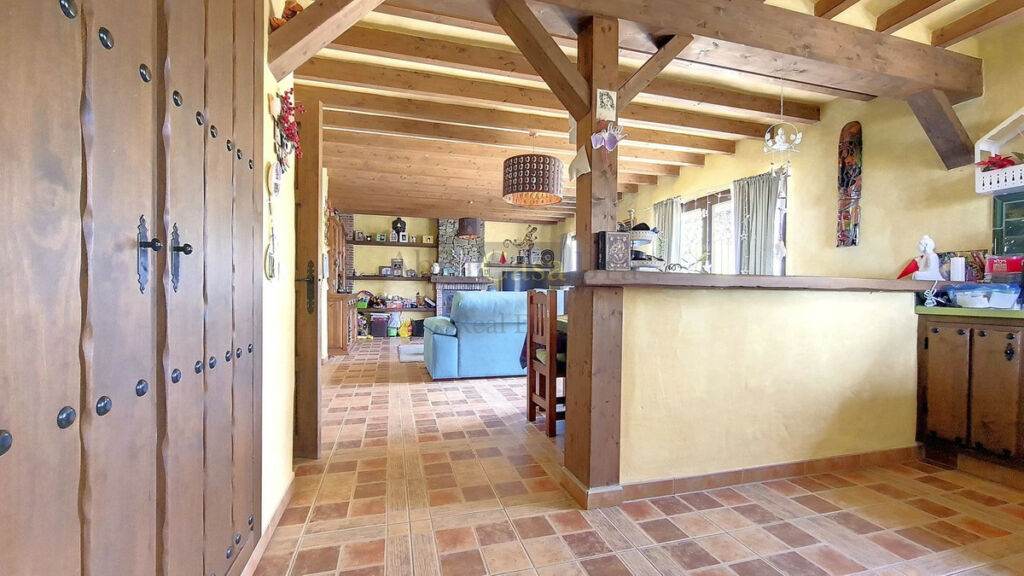 Detached Villa Canillas de Albaida Málaga - image 18