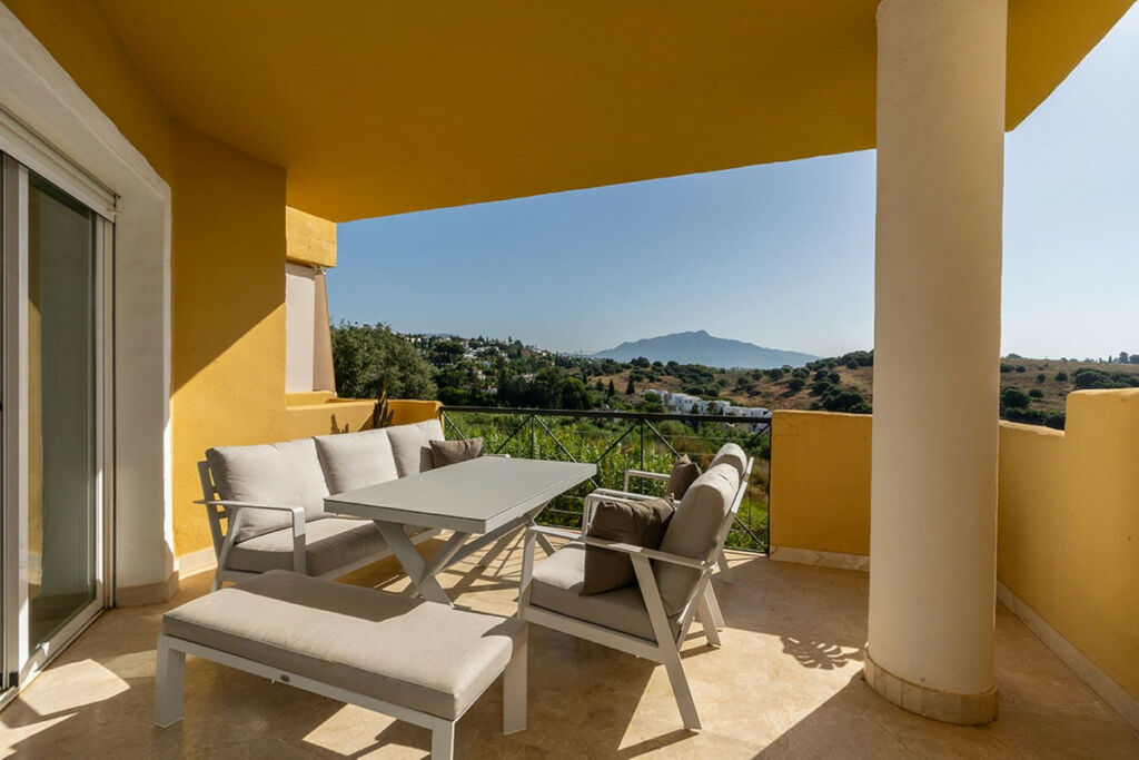 Middle Floor Apartment Bel Air Málaga - image 18