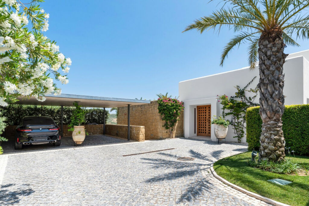 Detached Villa Casares Málaga - image 18