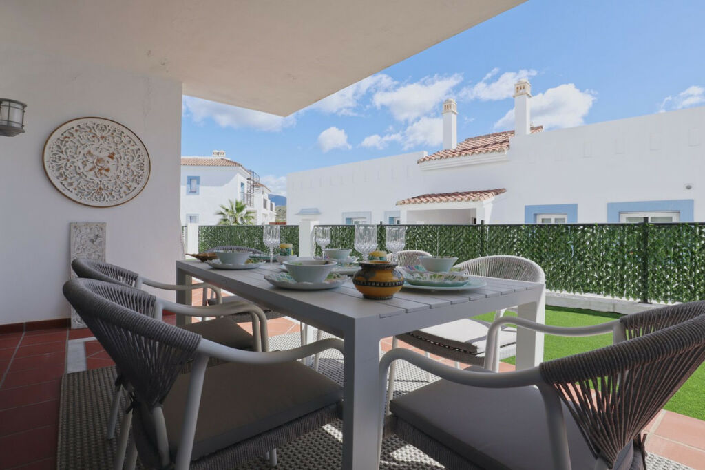 Ground Floor Apartment El Paraiso Málaga - image 18