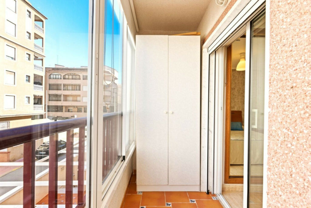 Middle Floor Apartment Guardamar del Segura Alicante - image 18