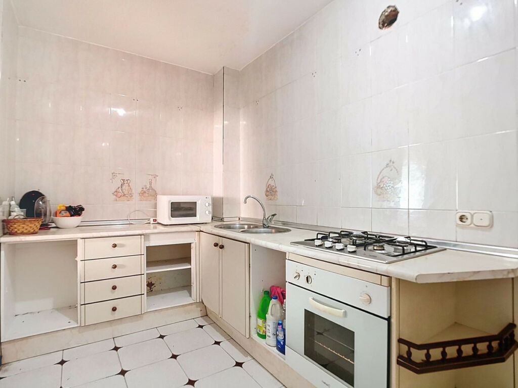 Middle Floor Apartment Fuengirola Málaga - image 18