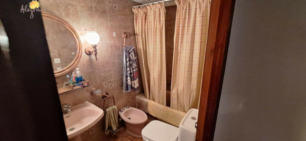 Middle Floor Apartment Torrevieja Alicante - image 18