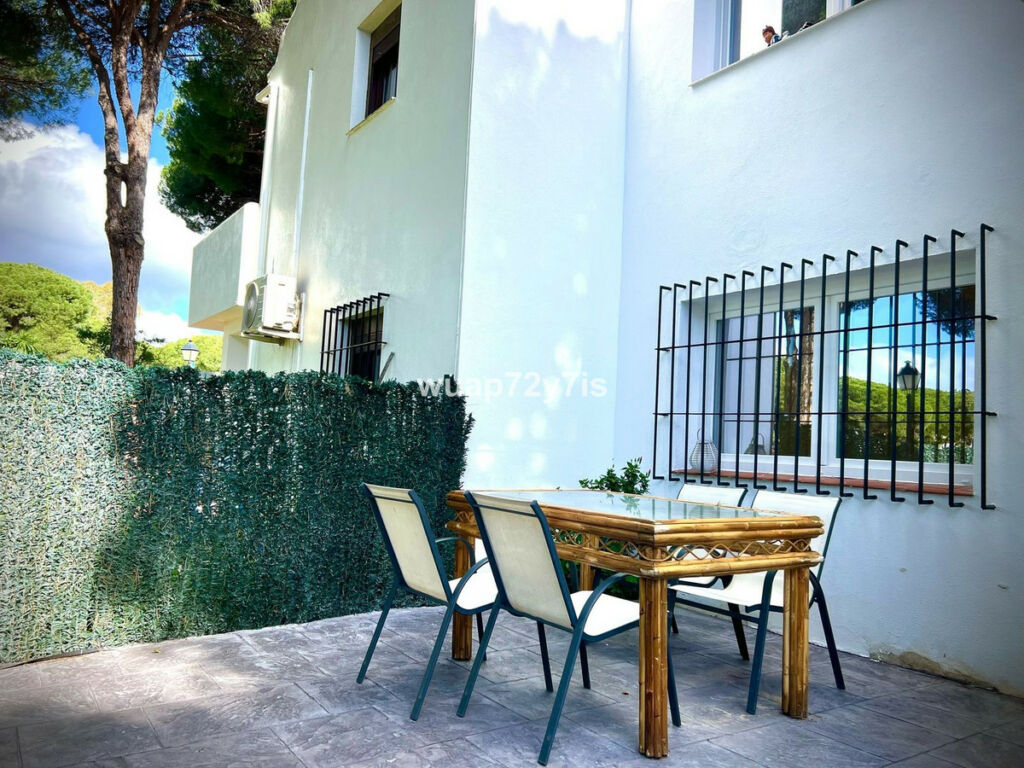 Semi-Detached House Benamara Málaga - image 19