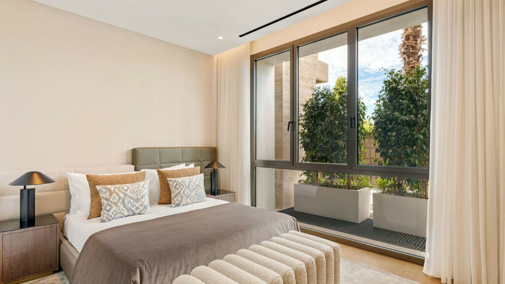 Ground Floor Apartment The Golden Mile Málaga - image 18