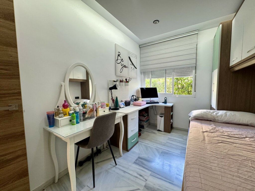 Middle Floor Apartment Benalmadena Costa Málaga - image 18