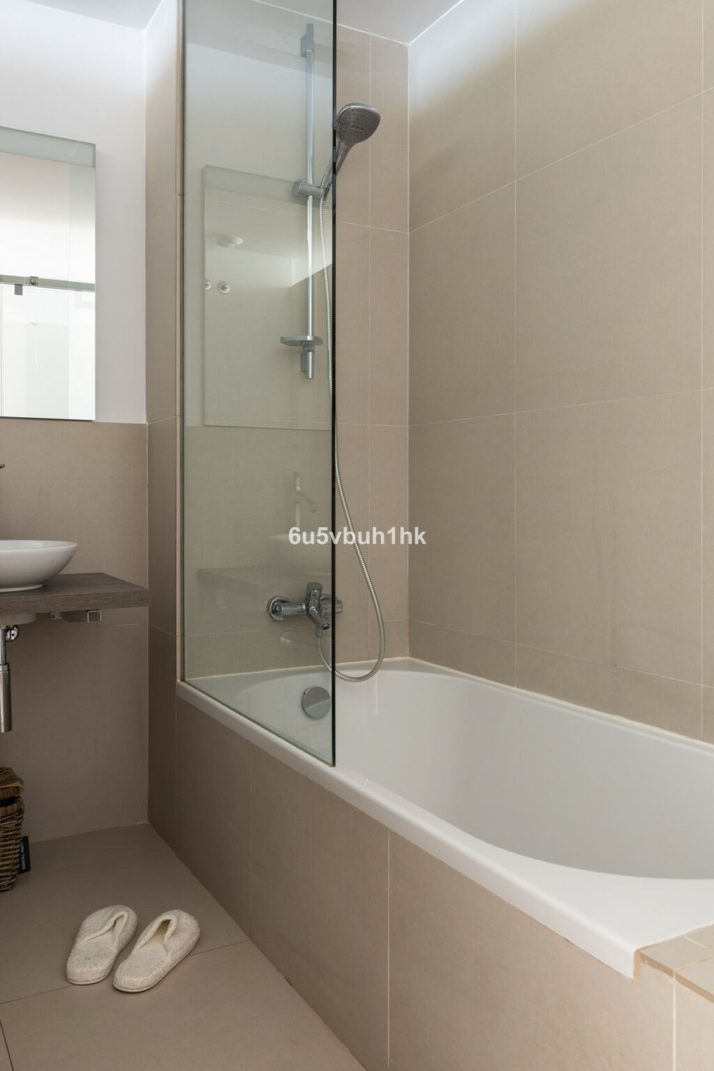 Ground Floor Apartment La Capellania Málaga - image 18