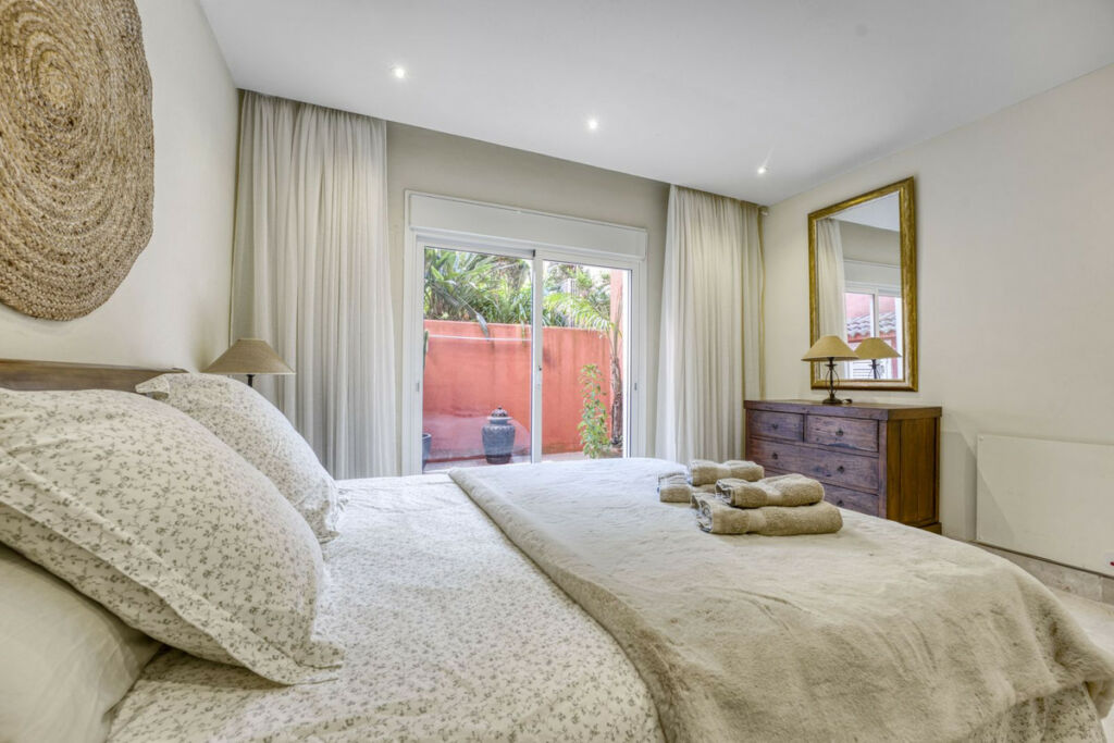 Ground Floor Apartment La Mairena Málaga - image 18