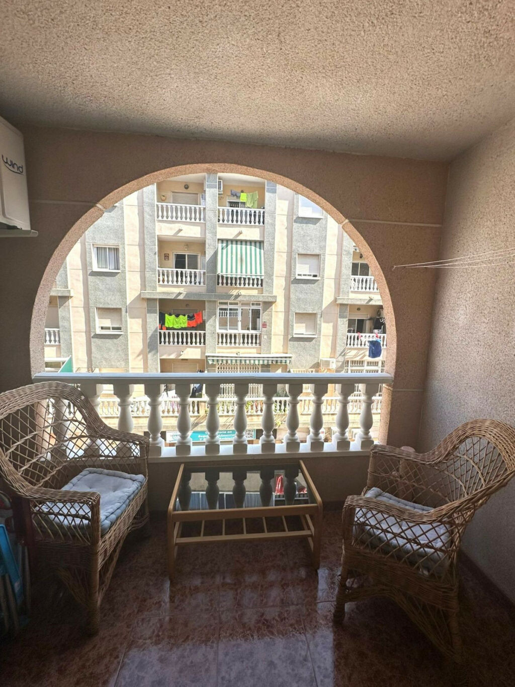 Middle Floor Apartment Torrevieja Alicante - image 18