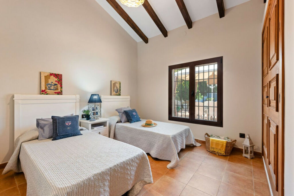 Detached Villa Alhaurín de la Torre Málaga - image 18