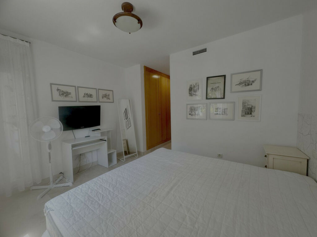 Middle Floor Apartment Benalmadena Costa Málaga - image 17