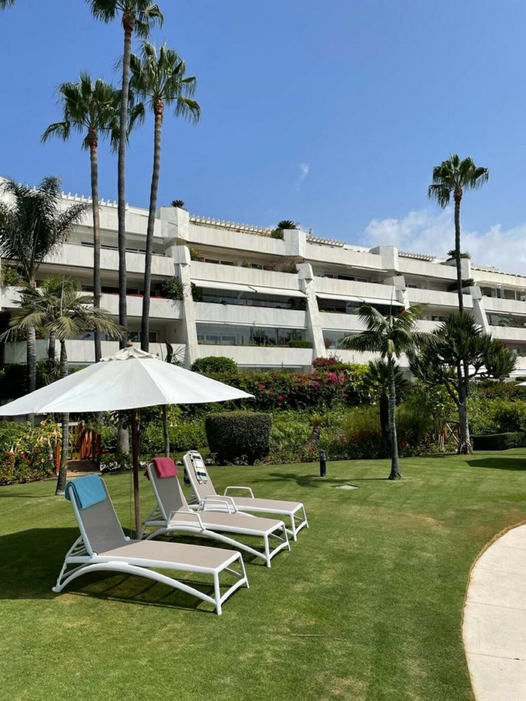 Middle Floor Apartment Puerto Banús Málaga - image 18