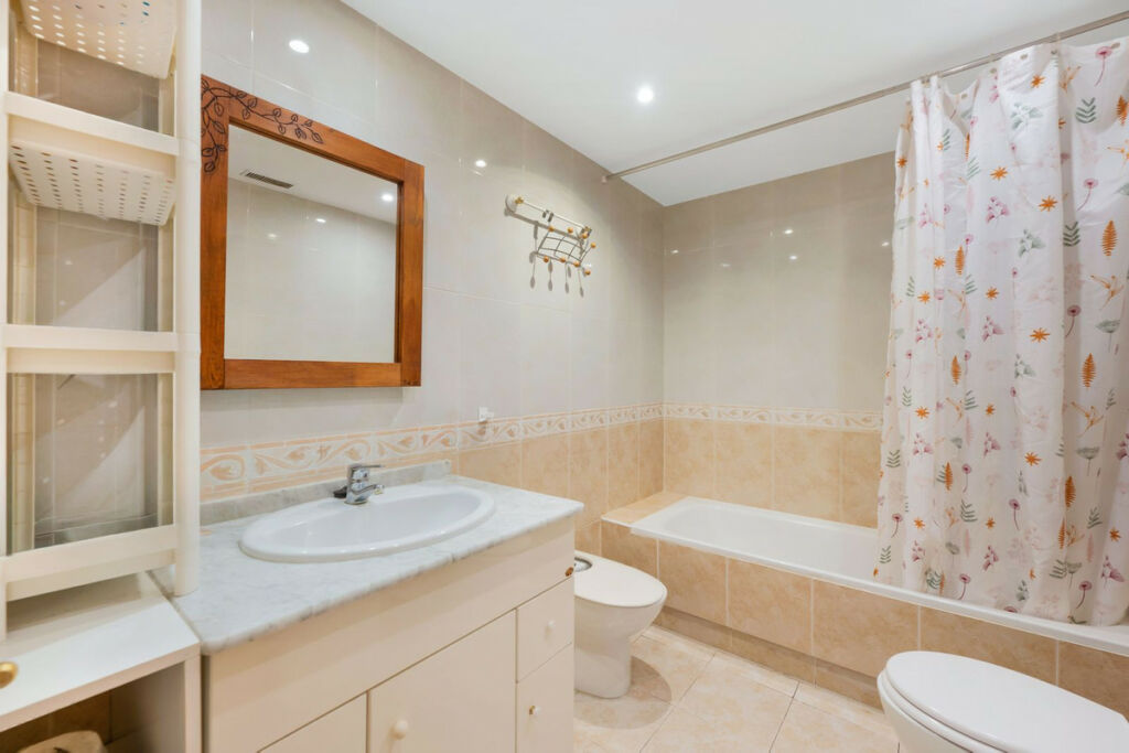Middle Floor Apartment Marbella Málaga - image 18