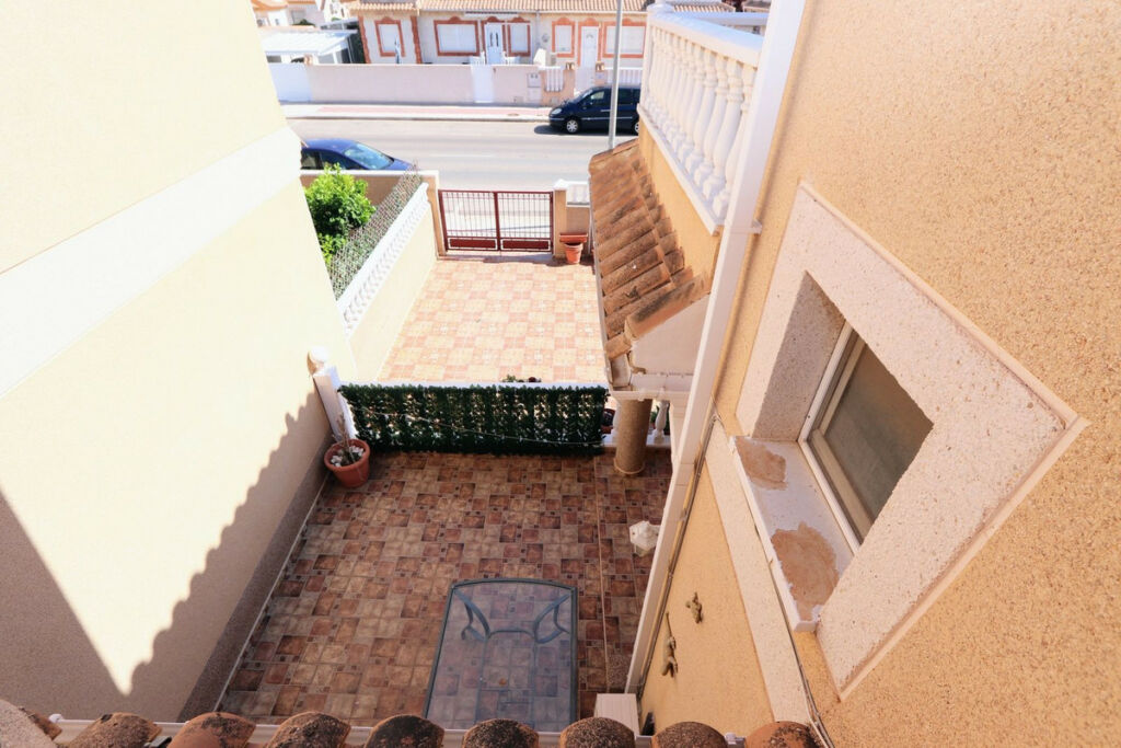 Detached Villa Playa Flamenca Alicante - image 18