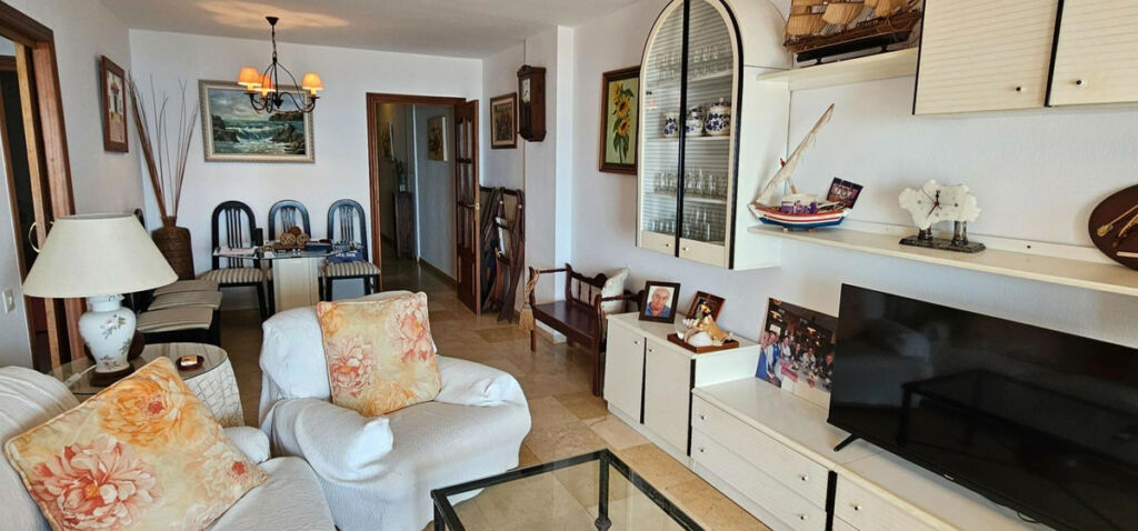 Middle Floor Apartment Los Boliches Málaga - image 18