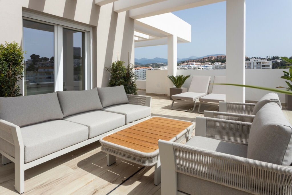 Middle Floor Apartment Nueva Andalucía Málaga - image 19