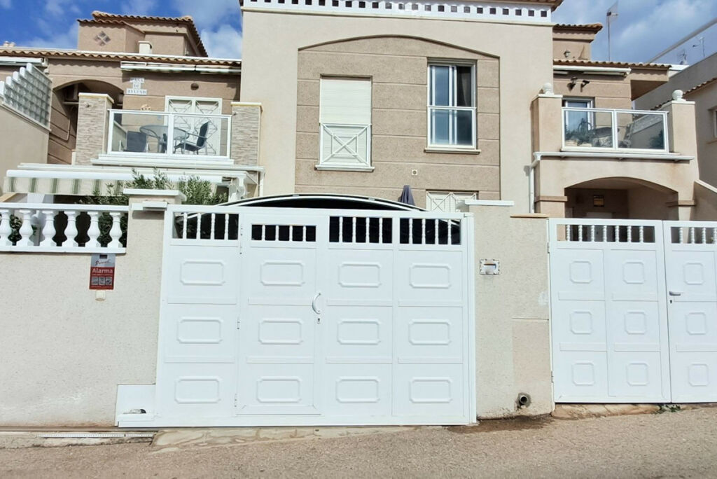 Bungalow Torrevieja Alicante - image 23