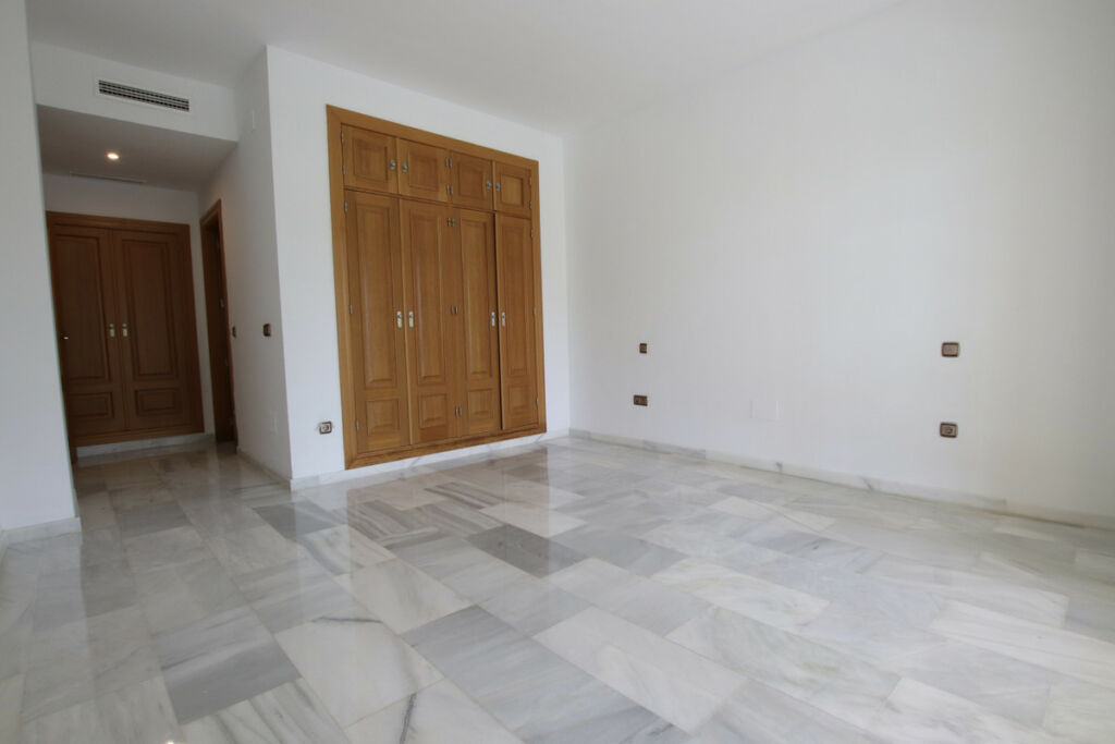Detached Villa El Rosario Málaga - image 19