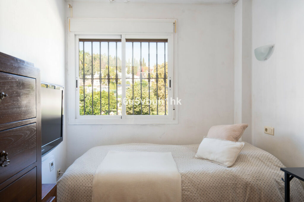 Semi-Detached House El Coto Málaga - image 19