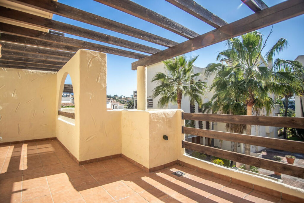 Middle Floor Apartment New Golden Mile Málaga - image 19