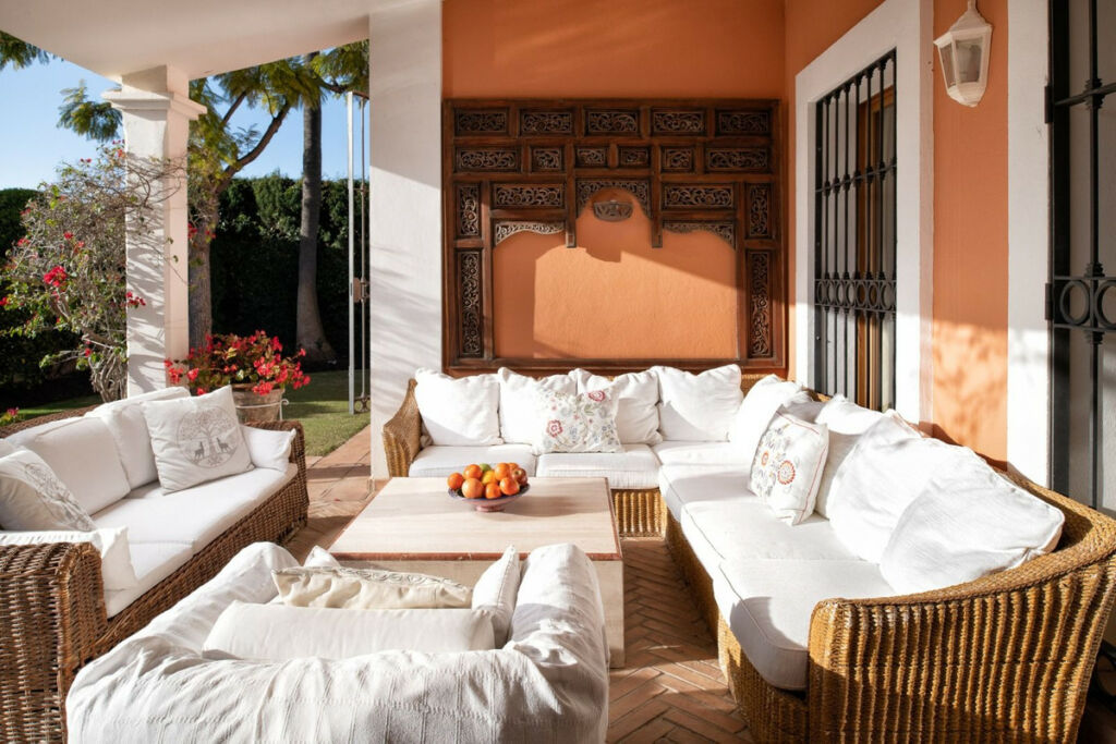 Detached Villa El Paraiso Málaga - image 19
