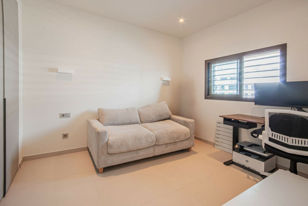 Ground Floor Apartment Higueron Málaga - image 19