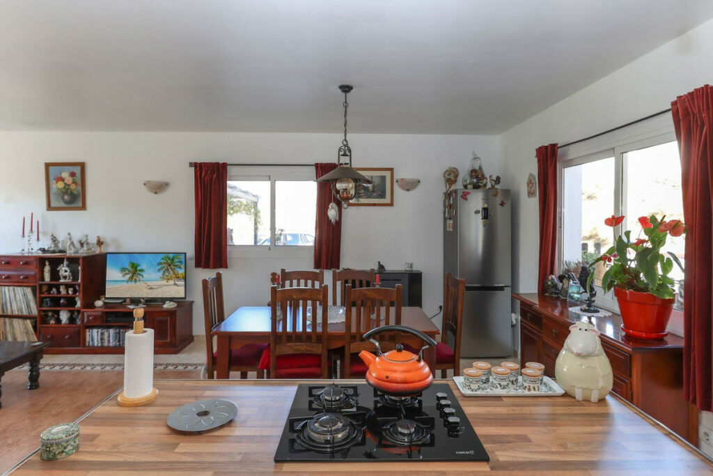 Detached Villa Tolox Málaga - image 19
