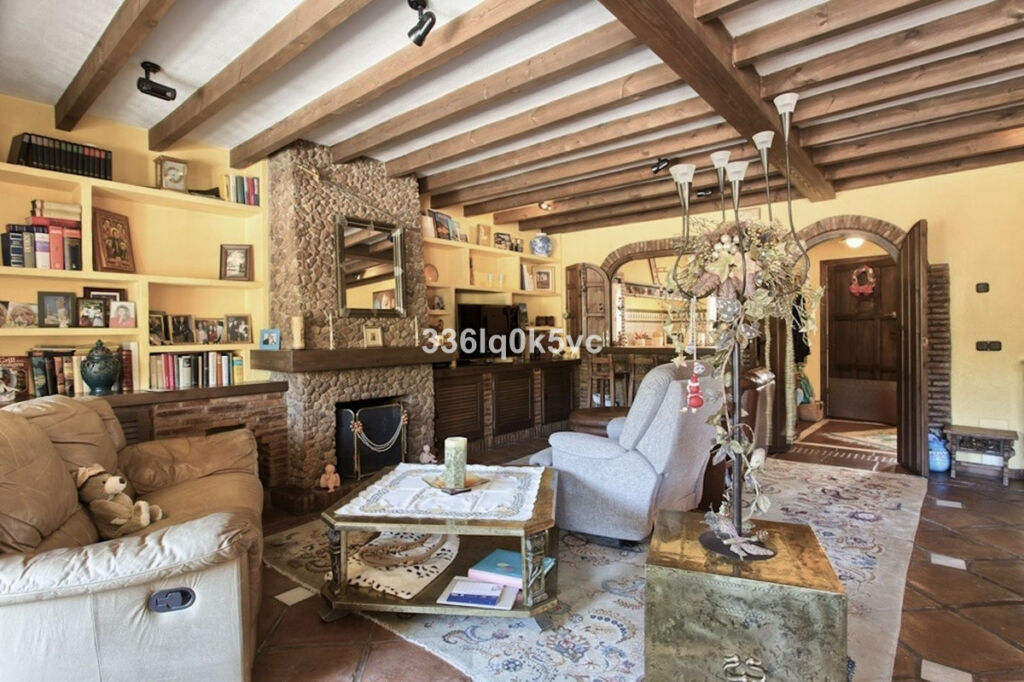 Townhouse Benahavís Málaga - image 19