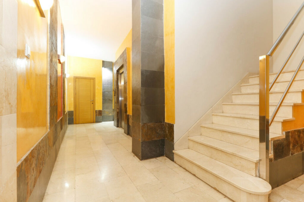 Middle Floor Apartment Torrevieja Alicante - image 19