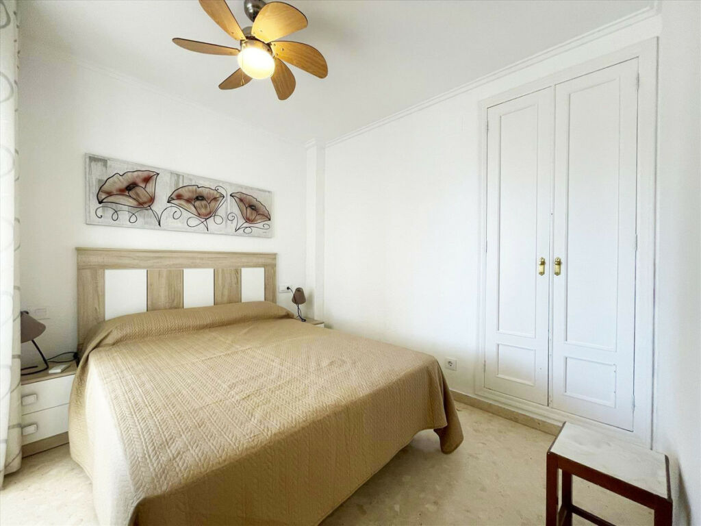 Middle Floor Apartment Calpe Alicante - image 19