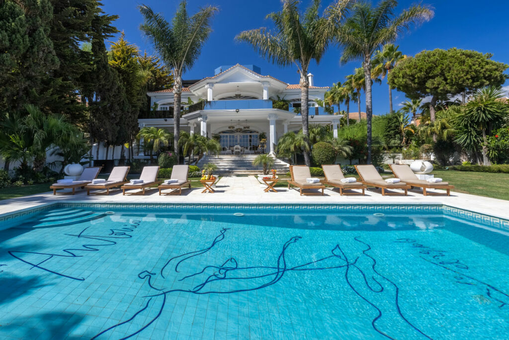 Detached Villa Puerto Banús Málaga - image 19