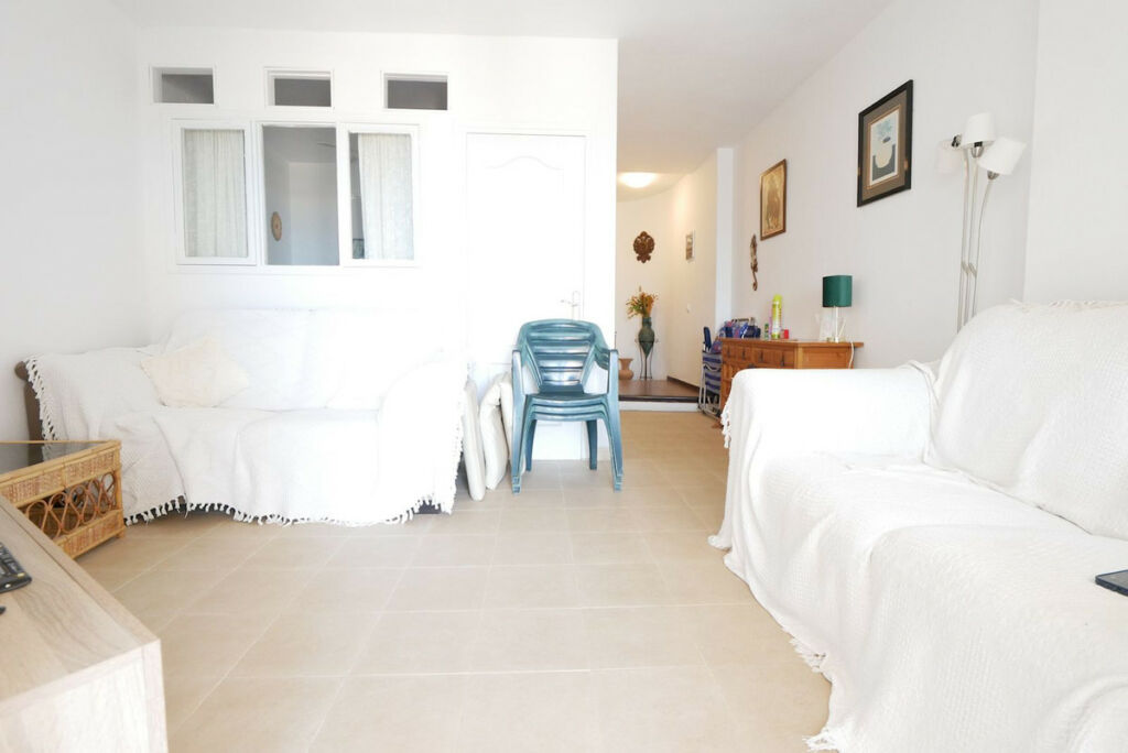 Middle Floor Apartment Puerto de Cabopino Málaga - image 21