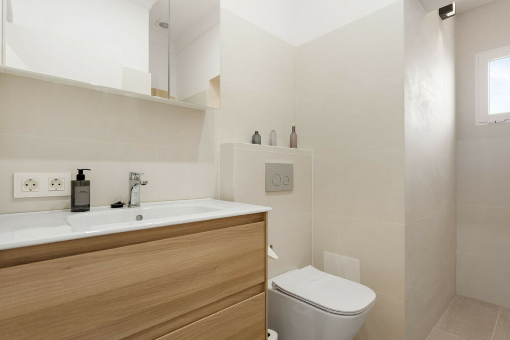 Detached Villa Las Chapas Málaga - image 19