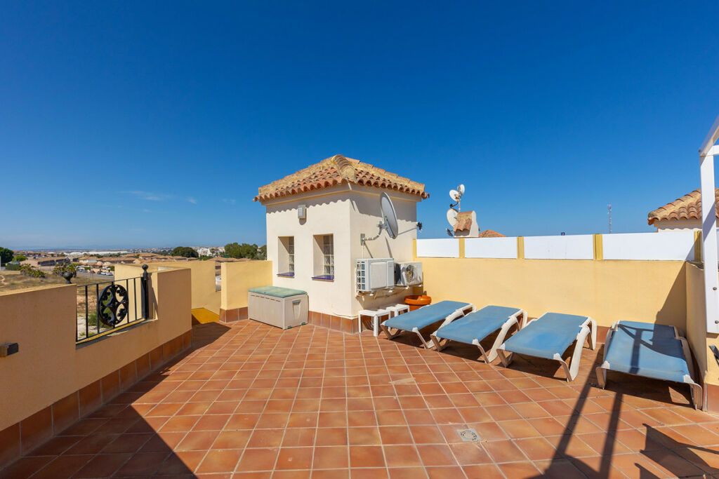 Middle Floor Apartment Los Altos Alicante - image 19