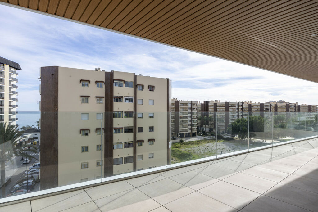 Middle Floor Apartment Fuengirola Málaga - image 19