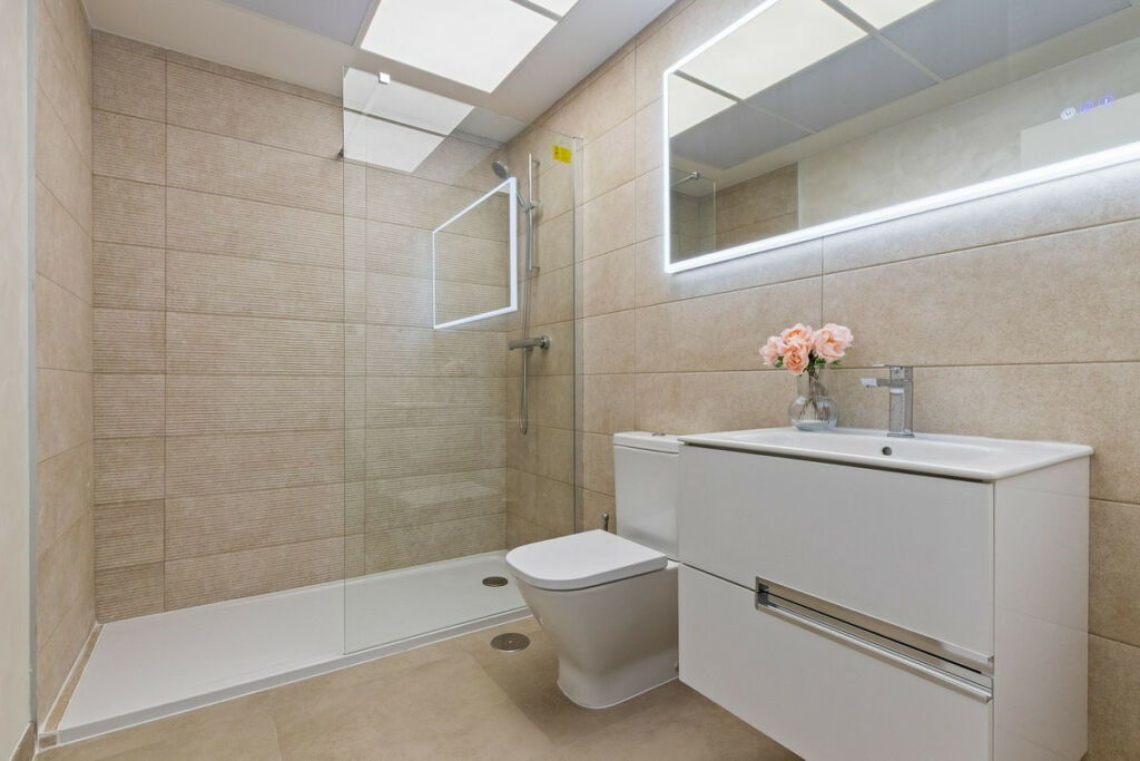 Middle Floor Apartment Torremolinos Málaga - image 19