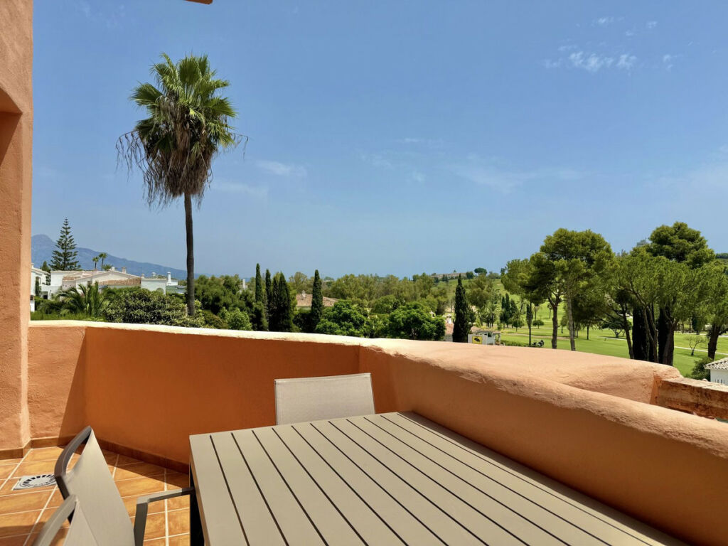Middle Floor Apartment Benahavís Málaga - image 19