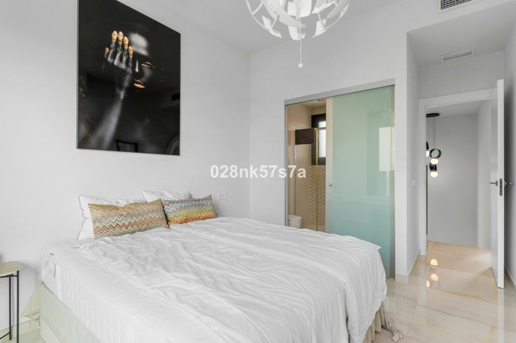 Detached Villa Lomas de Cabo Roig Alicante - image 19