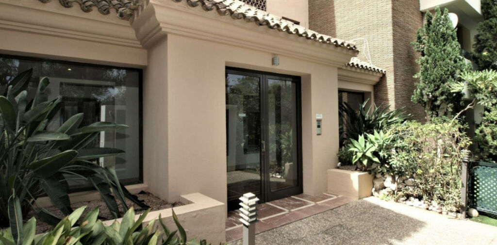 Ground Floor Apartment Marbella Málaga - image 19
