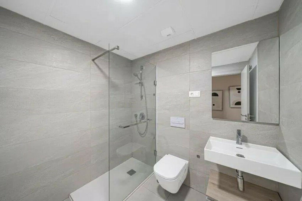 Middle Floor Apartment Estepona Málaga - image 18
