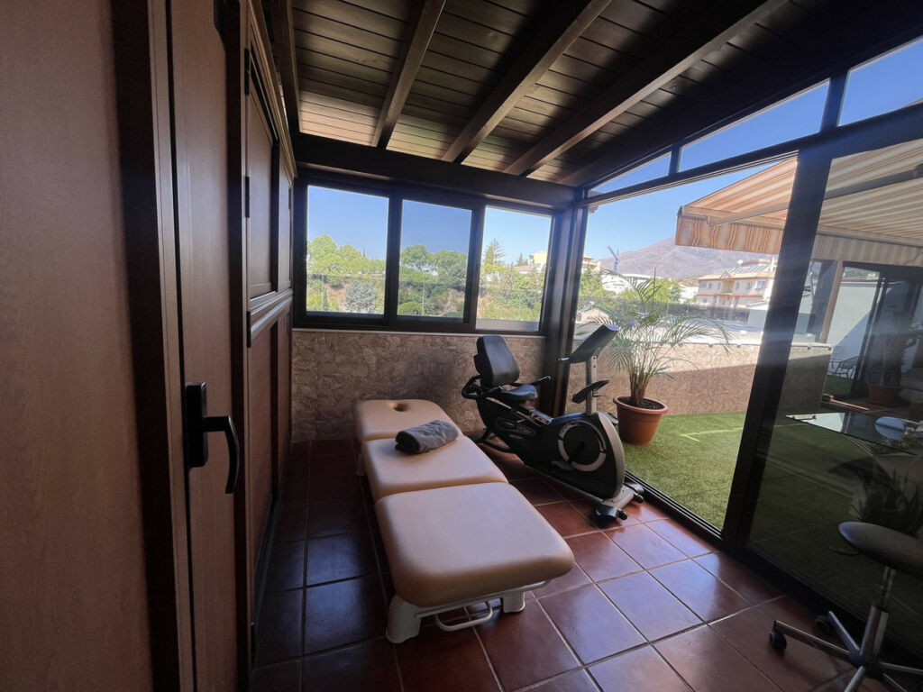 Penthouse Estepona Málaga - image 19