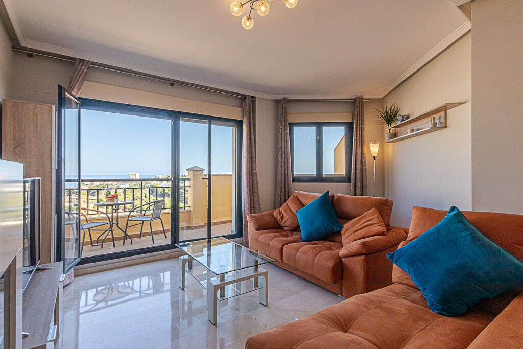 Middle Floor Apartment Benalmadena Málaga - image 19