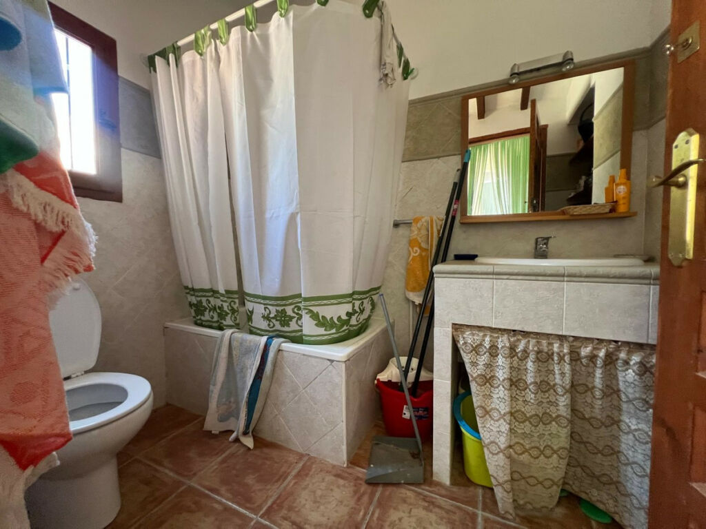 Townhouse Pinoso Alicante - image 19