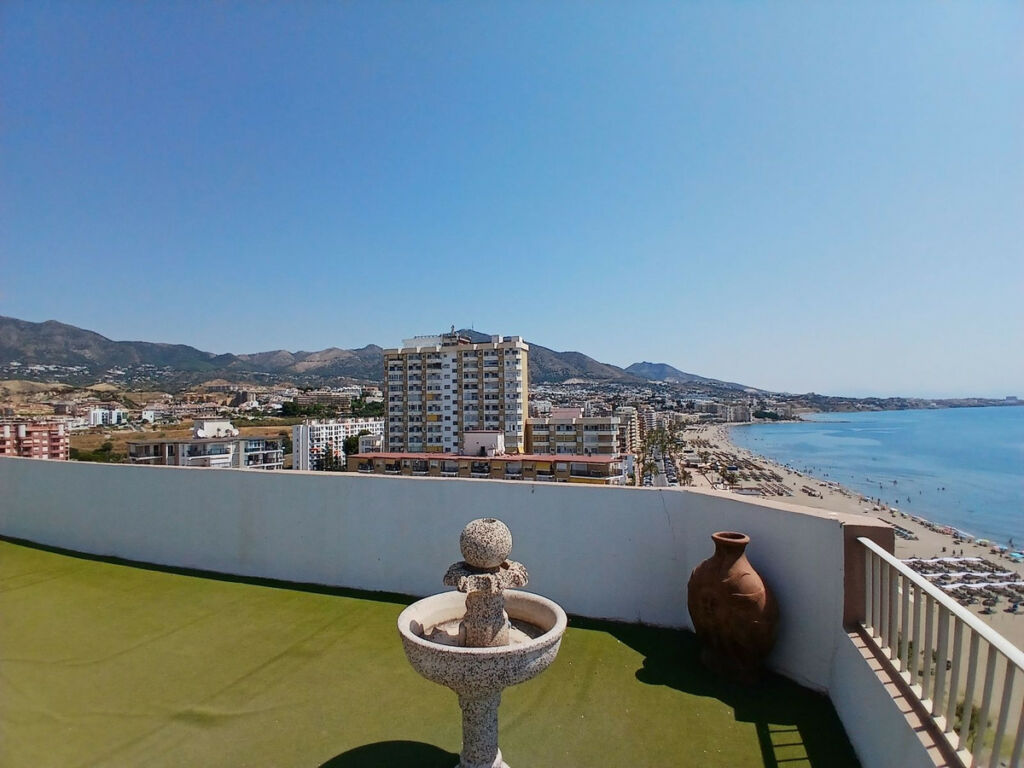 Penthouse Fuengirola Málaga - image 19