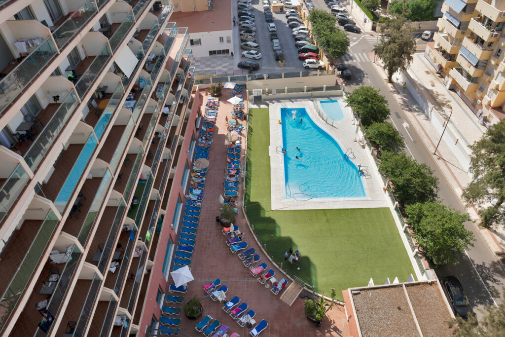 Middle Floor Apartment Benalmadena Málaga - image 19