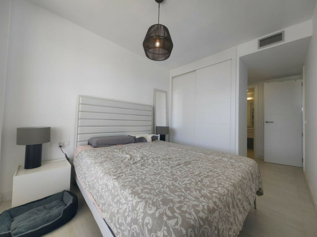 Middle Floor Apartment Estepona Málaga - image 19