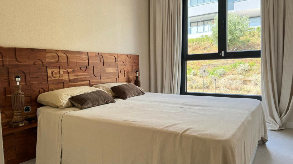 Middle Floor Apartment Estepona Málaga - image 19