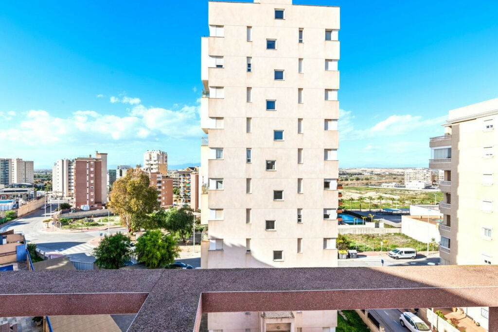 Middle Floor Apartment Guardamar del Segura Alicante - image 19