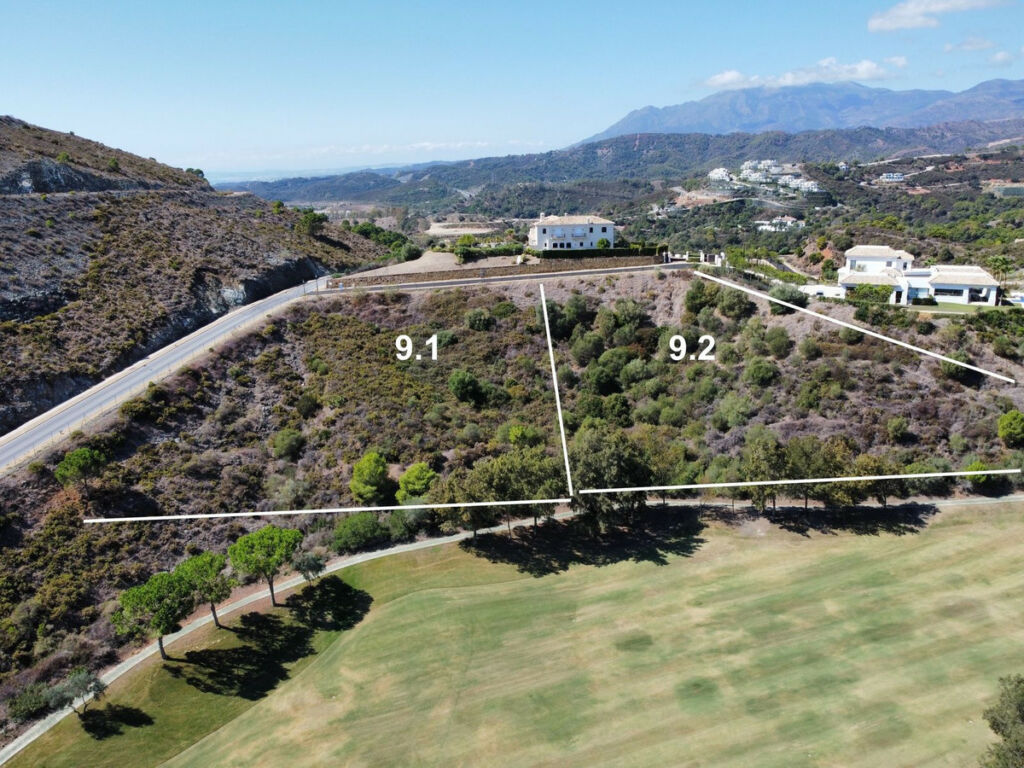 Residential Plot Benahavís Málaga - image 2
